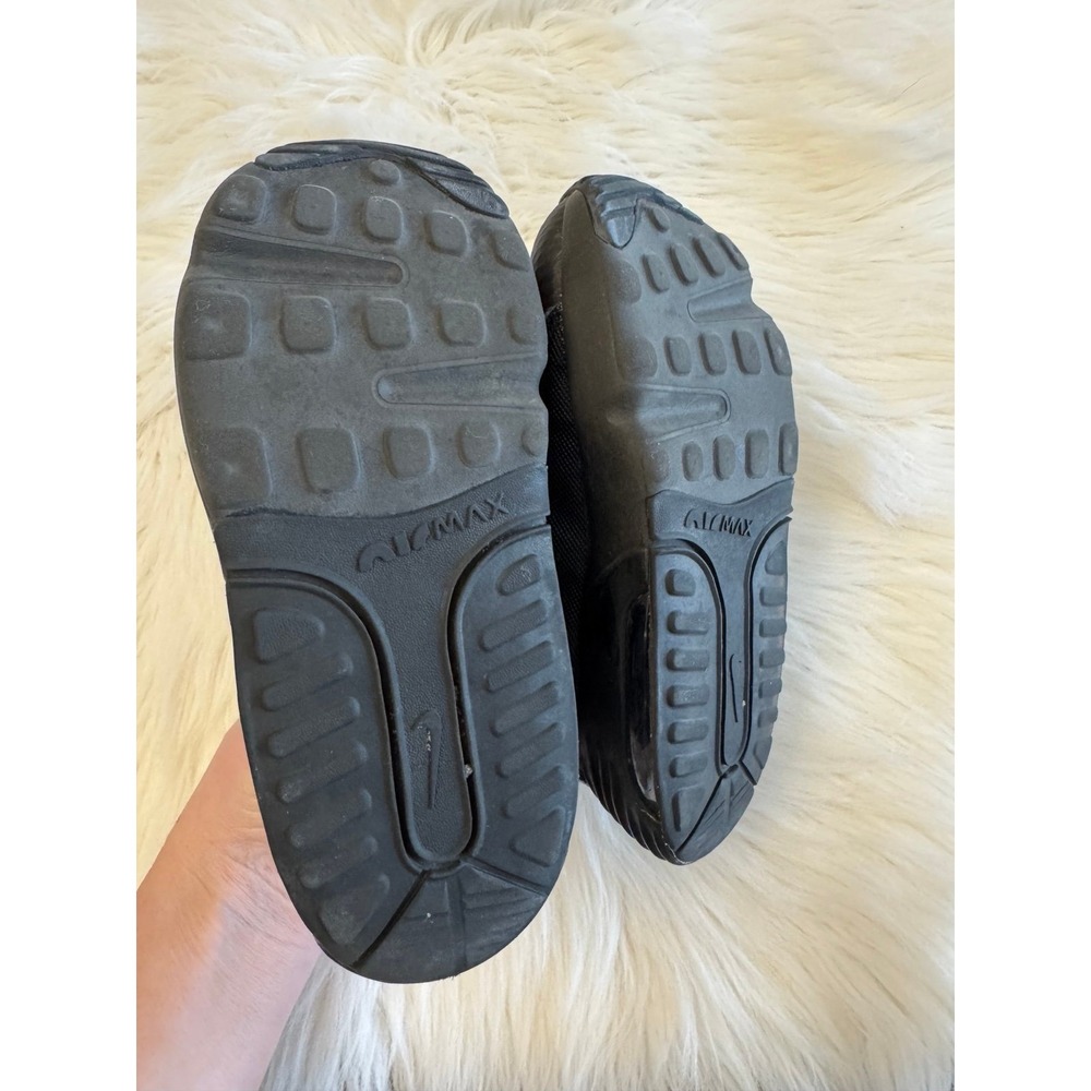 Toddler Nike Air Max 2090 shoes in the Black/Anthracite-Wolf grey size 9 - Picture 4 of 8